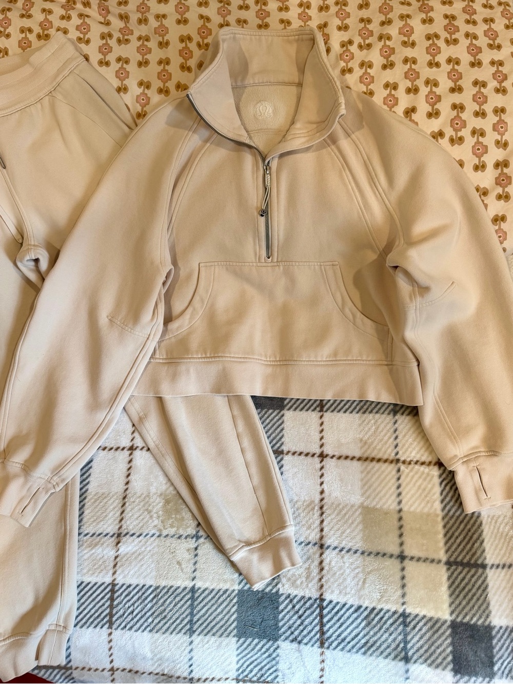 Lulu Lemon Quarter-Zip Pullover Scuba Sweatshirt - Cream